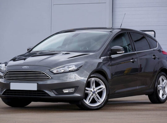 Ford Focus A Smart Sporty & Efficient Ride