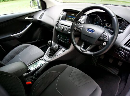 Ford Focus A Smart Sporty & Efficient Ride